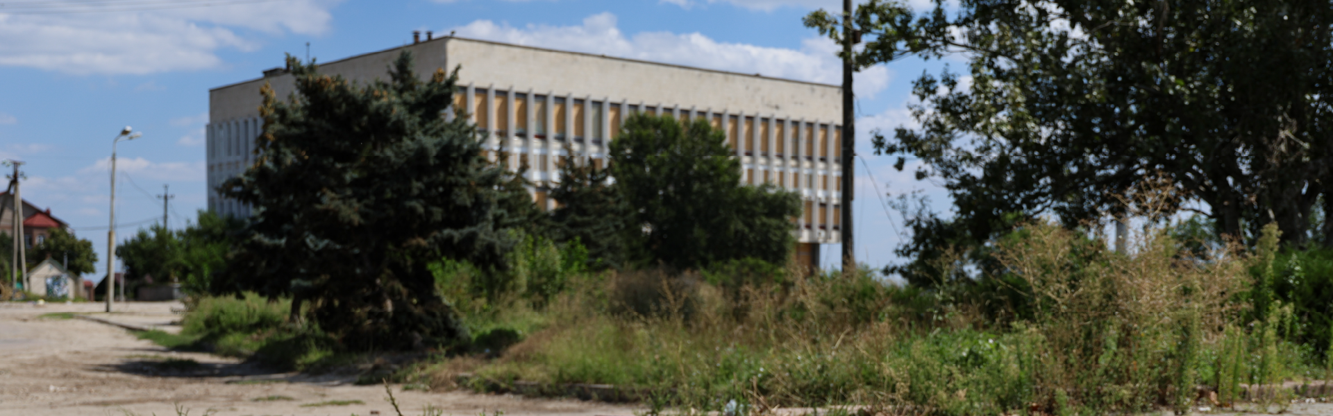 451 за Фарегнейтом. Як херсонська бібліотека виживає під обстрілами