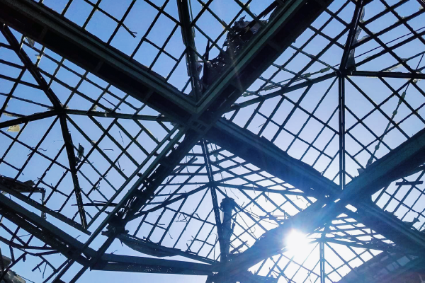 Вибухонебезпечні поля: Інститут кліматично орієнтованого господарства, укріплення з селітри та авіабомби