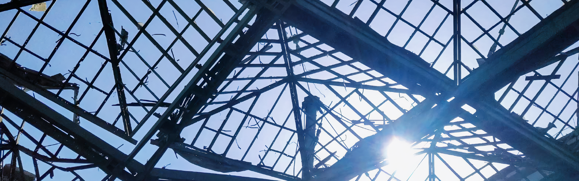 Вибухонебезпечні поля: Інститут кліматично орієнтованого господарства, укріплення з селітри та авіабомби