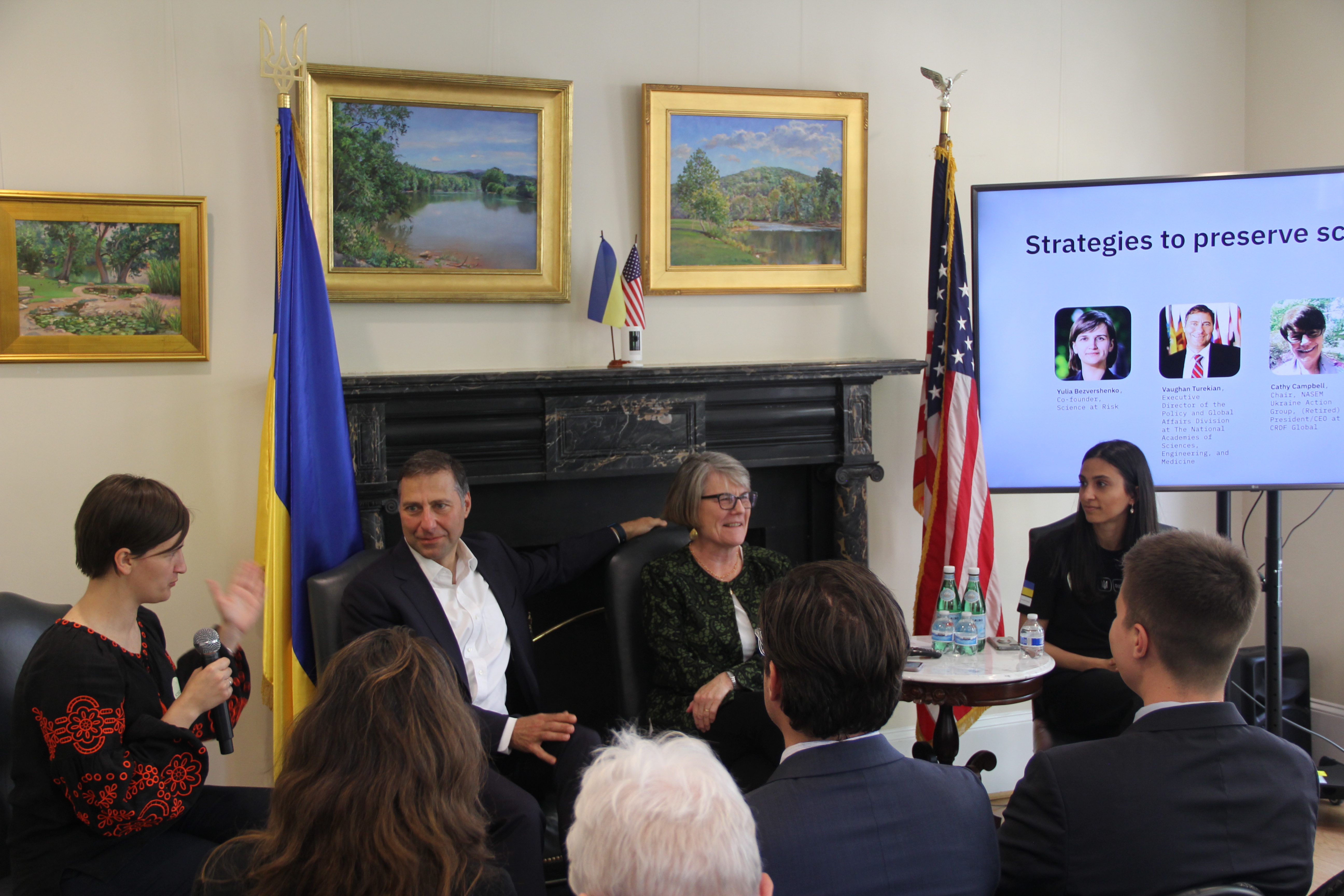 «Наука в небезпеці» у Вашингтоні: презентація платформи для збереження та відновлення української науки