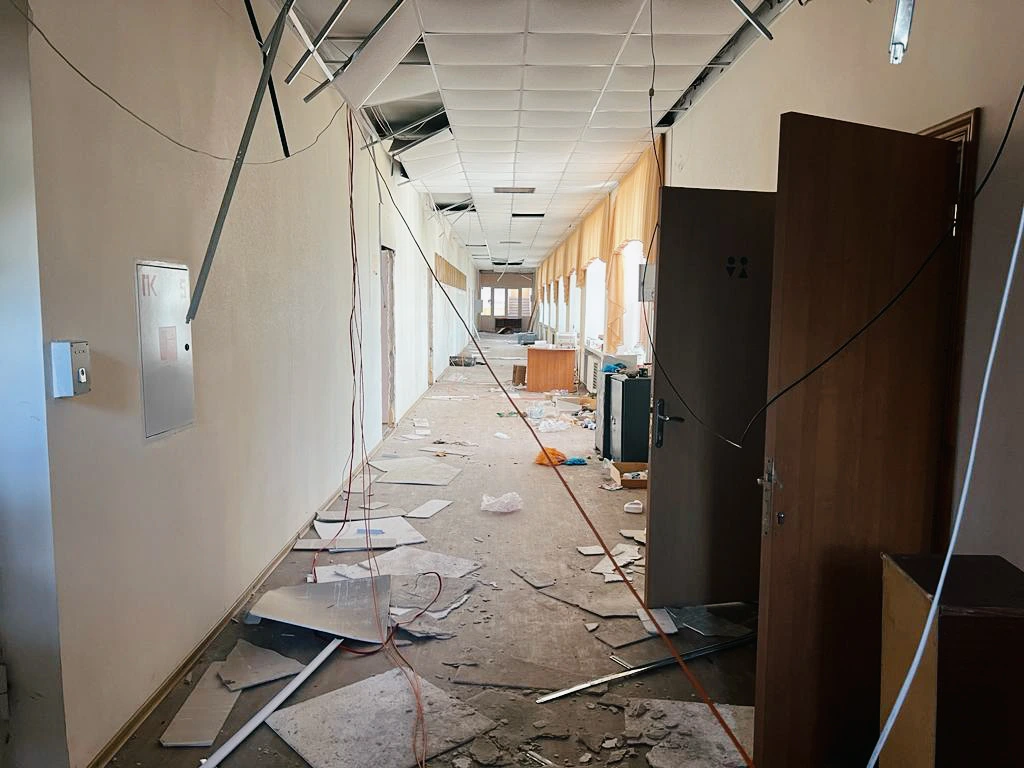 Вибухонебезпечні поля: Інститут кліматично орієнтованого господарства, укріплення з селітри та авіабомби №6