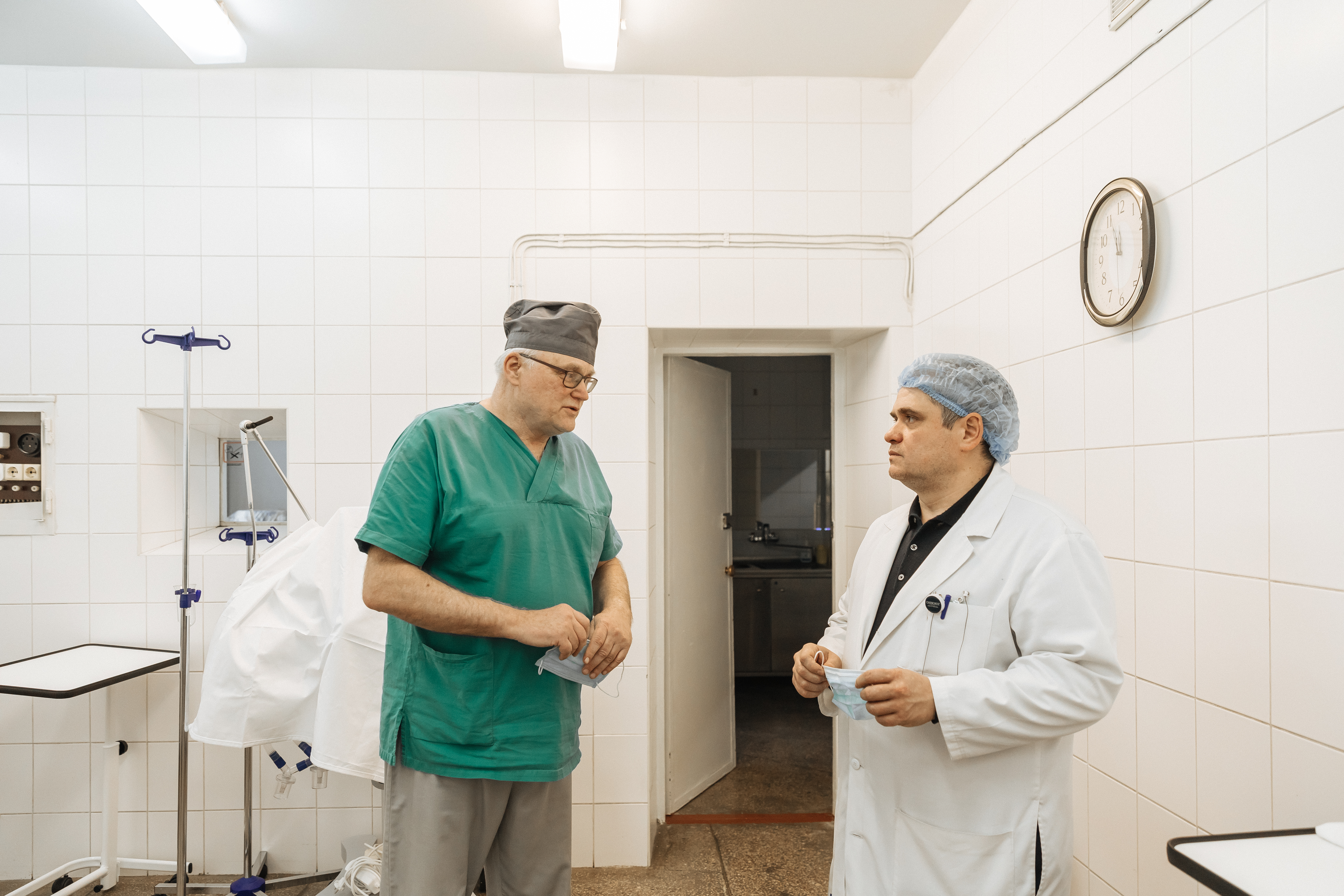 Як працює Інститут нейрохірургії під час великої війни №8