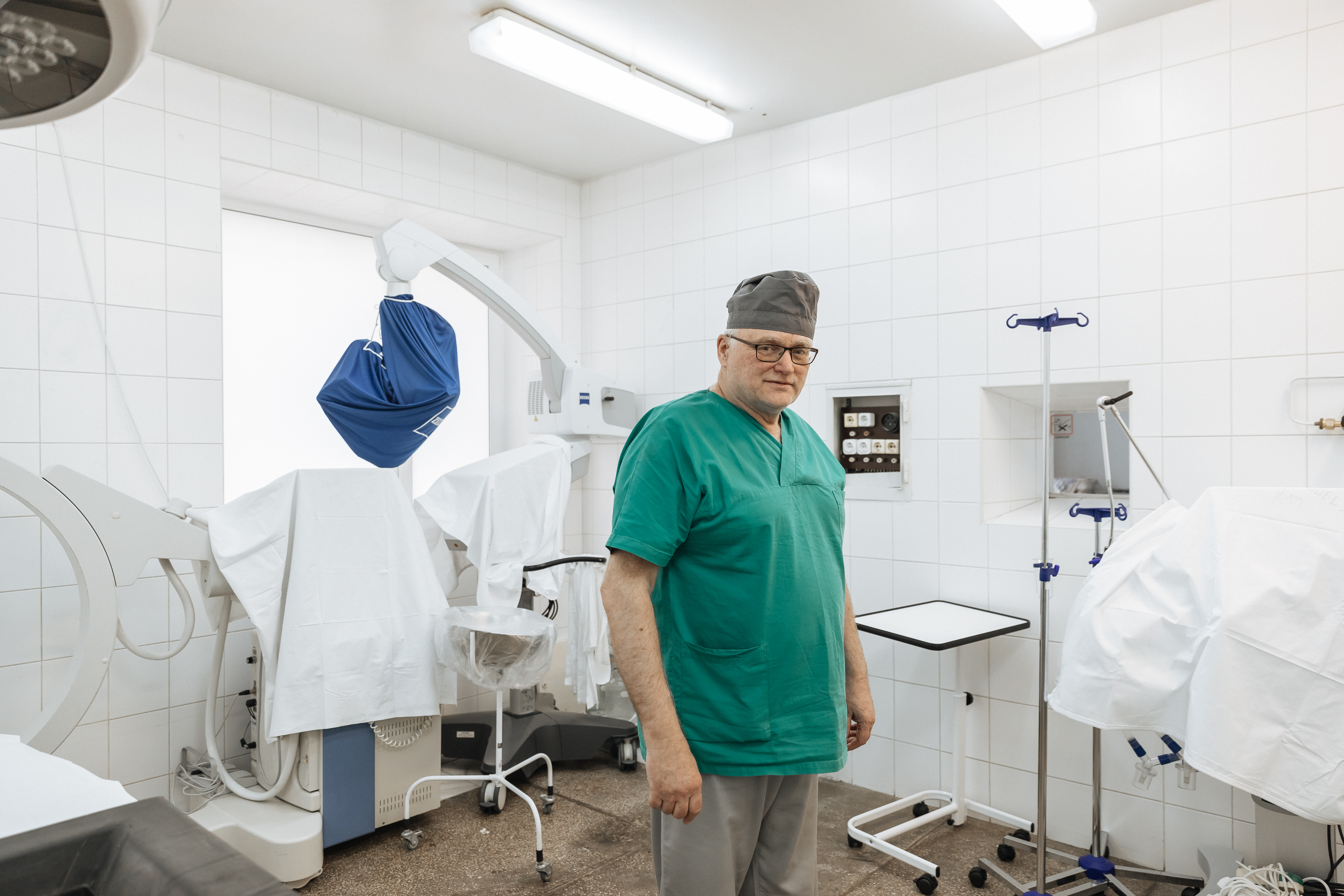 Як працює Інститут нейрохірургії під час великої війни №7