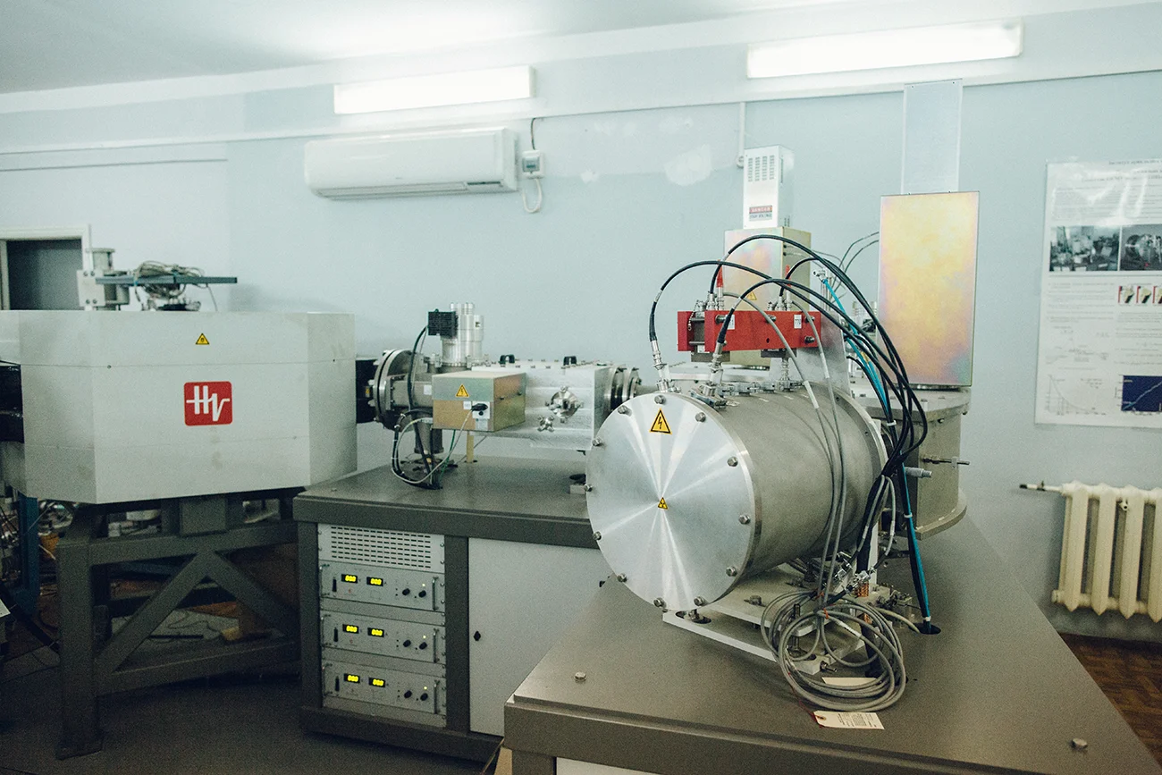 Прифронтова прикладна фізика №10