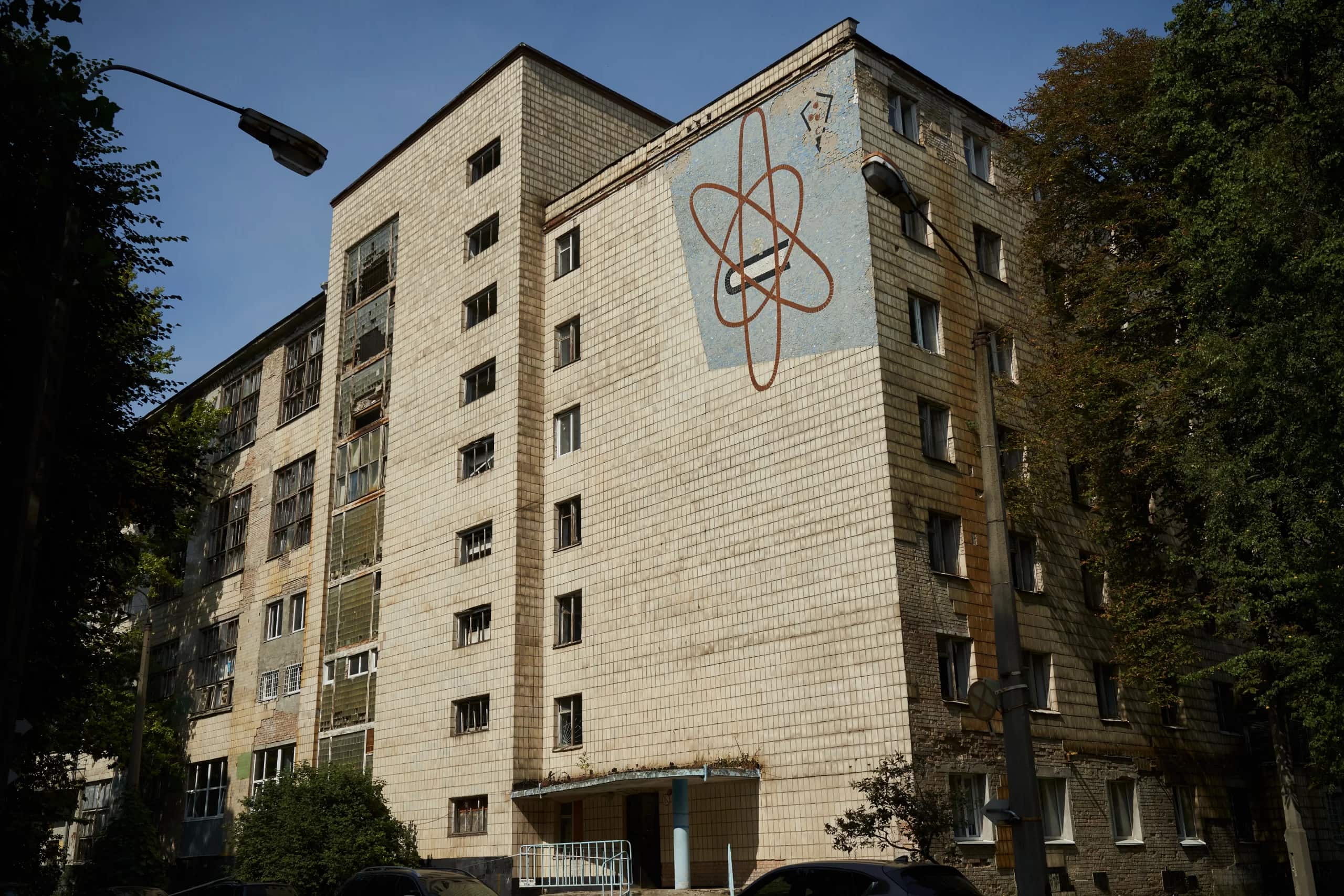 Наука в небезпеці. Опір надтвердих матеріалів №1