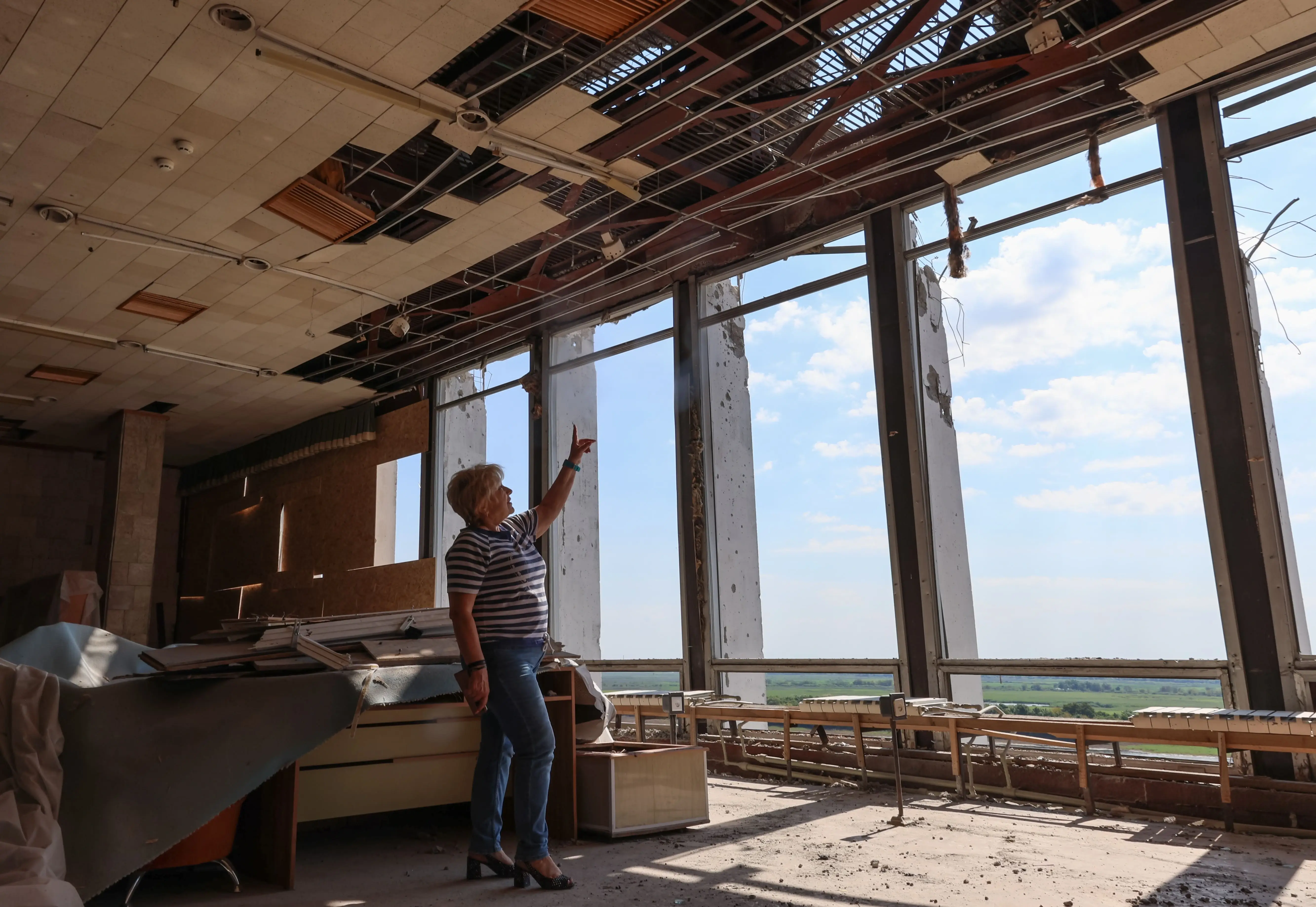 451 за Фарегнейтом. Як херсонська бібліотека виживає під обстрілами №9