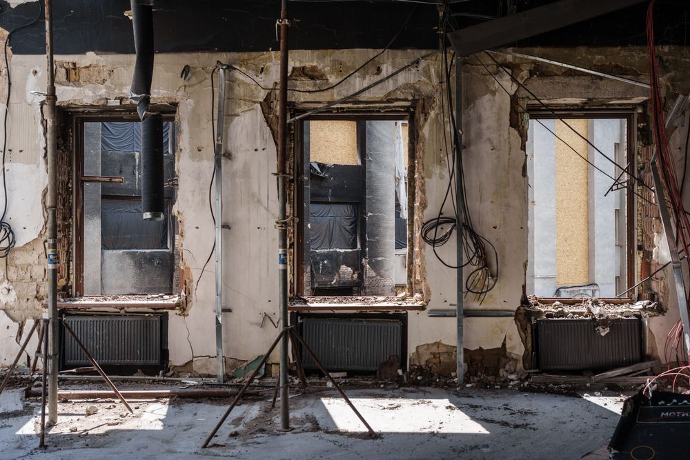 “Lost Worlds.” How the Russian strike ruined the Chornobyl Museum in Kyiv №18