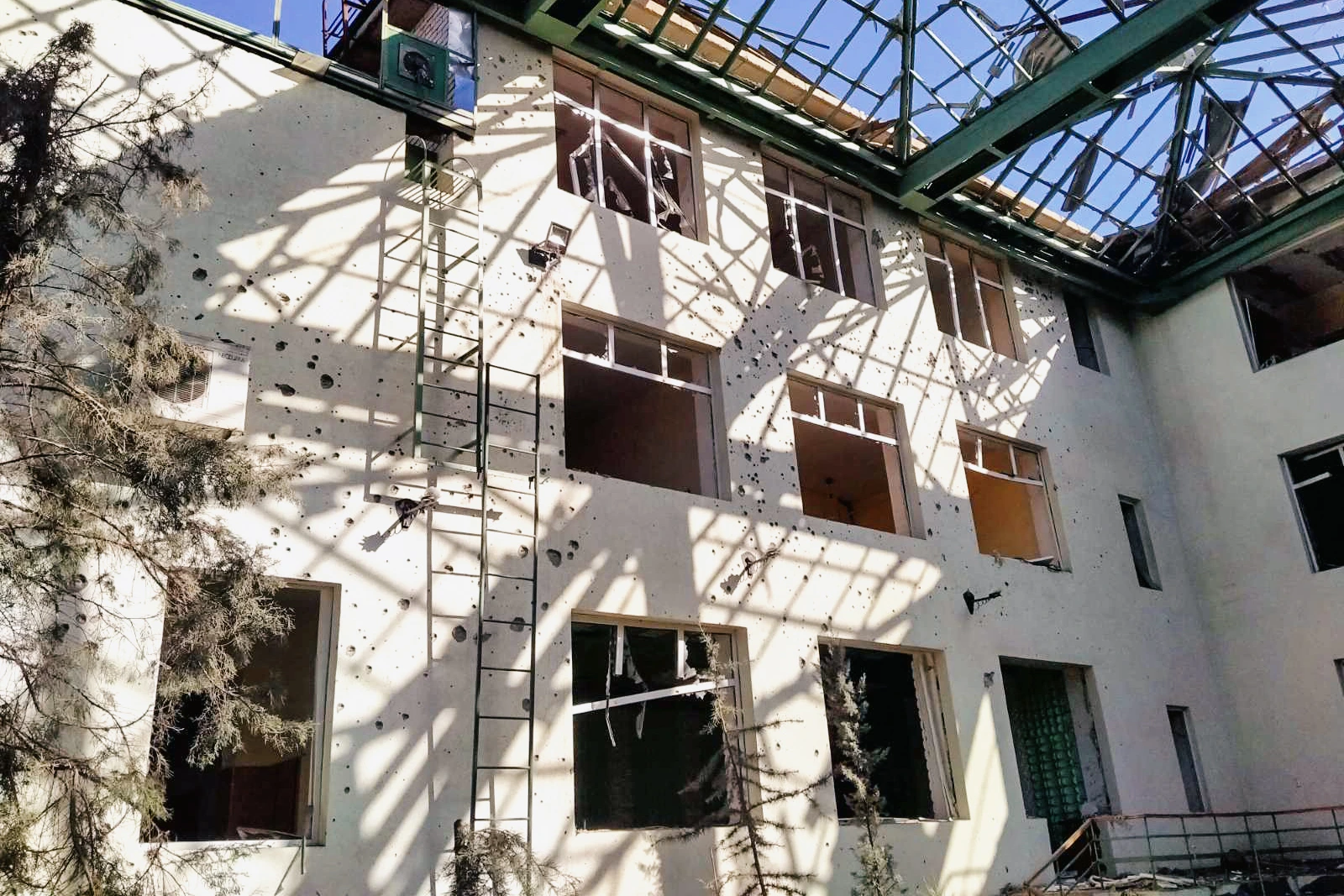 Explosive Fields: The Institute of Climate-Oriented Agriculture, Ammonium Nitrate Fortifications, and Aerial Bombs №7